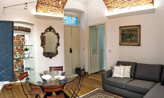 Cuneo Apartment | House of Count Maximilian Roero. Magnificent appart in the heart of the Old Town