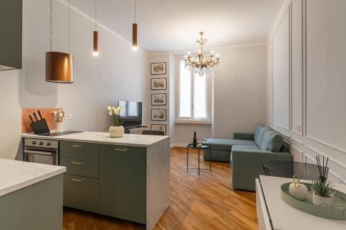 Ripamonti Corvetto Apartment | House of David Modern Apt