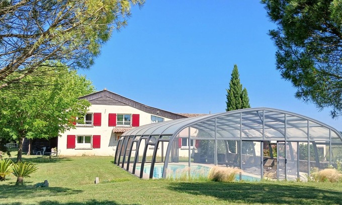 Sainte-Sabine-Born House | House of 175m², private pool, heated with high shelter and garden of 5000m²