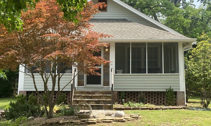 Norman House | House On Pickard, desirable Campus neighborhood, close to OU and downtown.