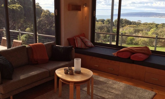 Emu Bay House | House on the Hill Kangaroo Island
