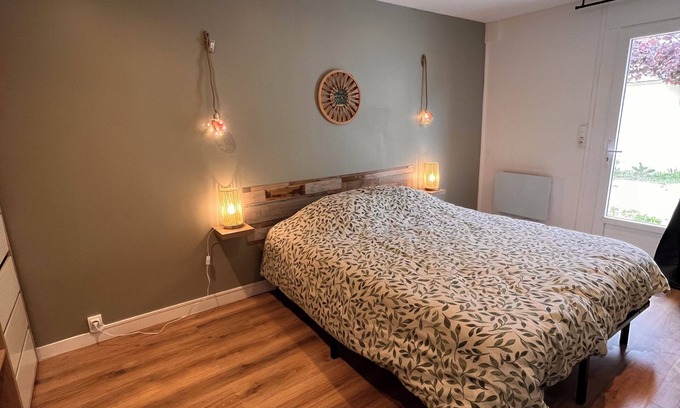 Saint-Julien-les-Villas House | House T3 air-conditioned free parking quiet area close to factory outlets