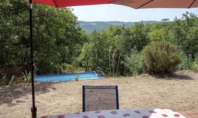Saint-Leon-sur-Vezere House | house/villa - 3 rooms - 3/5 persons