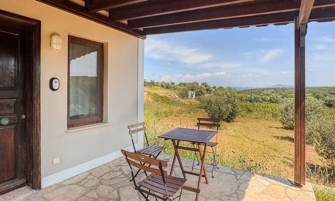 Bozcaada House | House w Garden 5 min to Tuzburnu Bay in Nature