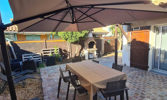 Sainte-Marie-Plage House | HOUSE WITH 2 BEDROOMS AND GARDEN 200M FROM THE BEACH IN SAINTE MARIE LA MER
