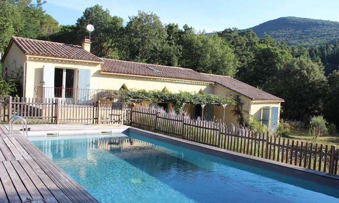 Lasalle House | House with heated pool in the Val d´Emeraude