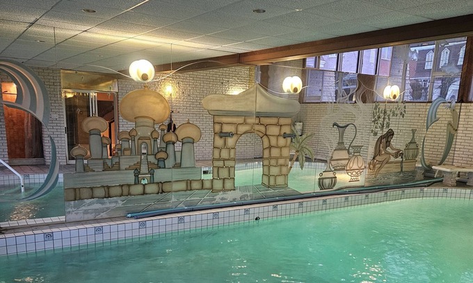 Laval House | House with Indoor pool/Private access to the river/Daily/Weekly/Monthy
