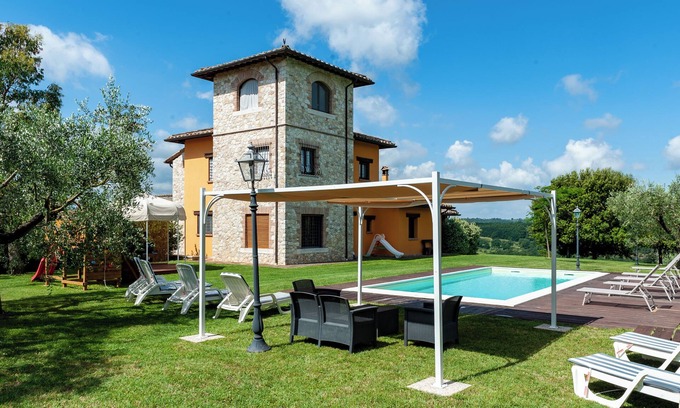 Montecampano House | House with private pool 90 km northern of Rome