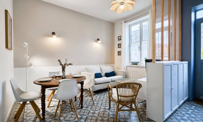 Marcq-en-Baroeul House | House with terrace 2 bedrooms in Marcq en Baroeul.