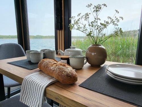 Kozin Boat Rental | Houseboat SeeSea Mazury - Domek na wodzie Bogaczewo k Giżycka