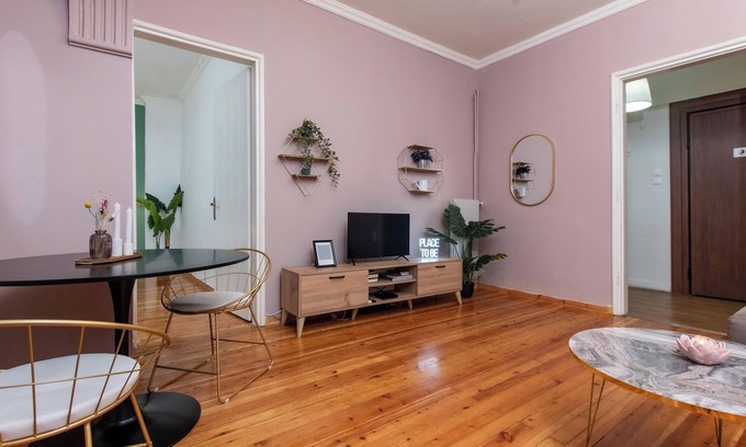 Thessaloniki City Centre Apartment | Houseloft White Tower Collection