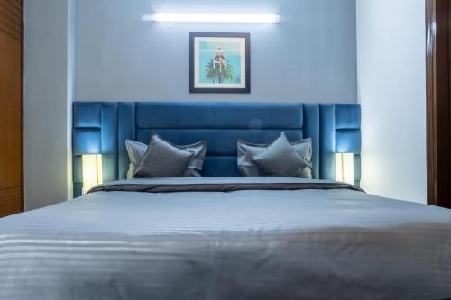 Jharsa Village Hotel | Housr 2 BHK Apartment Sector 39 Gurgaon