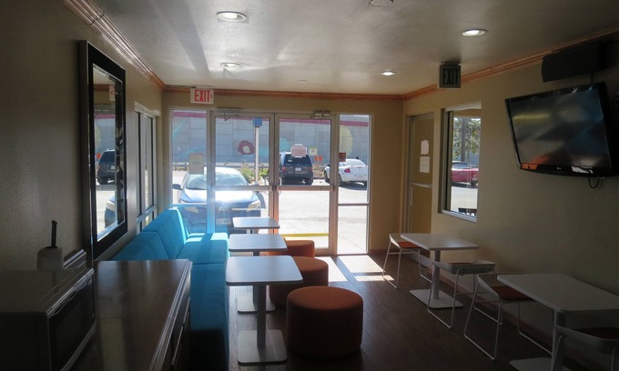 Odessa Hotel | Howard Johnson by Wyndham Odessa TX