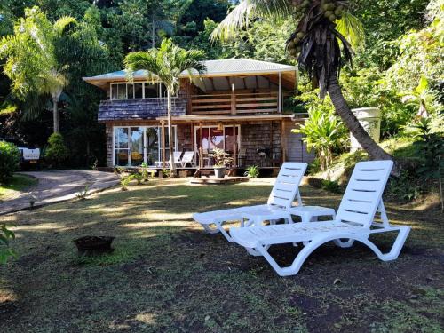 Huahine Cabin | HUAHINE Manta Lodge avec 4x4 optionnel