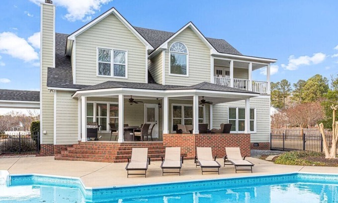 Terry Sanford House | Huge Family Home W/Pool, Games, & Movie Room