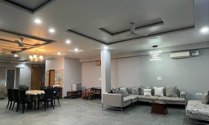 Gurugram Villa | Huge hall for gatherings/parties/get togethers