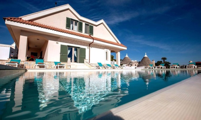Ceglie Messapica Villa | Huge Villa with private pool in Salento, Italy