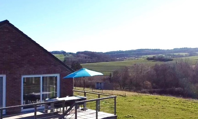 Wellin House | Huis met zonneterras, tuin en panoramisch uitzicht