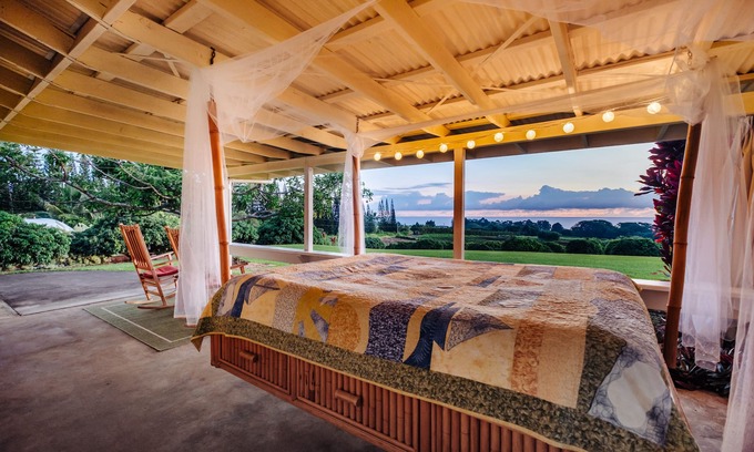 Hakalau Cottage | Hulili Tropical Fruit Farm- With over 200 five star reviews!