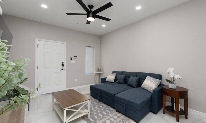 Pharr House | Hummingbird Haven 11 with 2Bed 2.5Bath and Patio