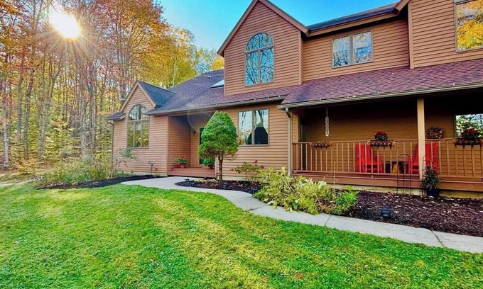 Hinsdale House | Hummingbird Haven is a Berkshires Retreat surrounded by Nature and Local Charm.