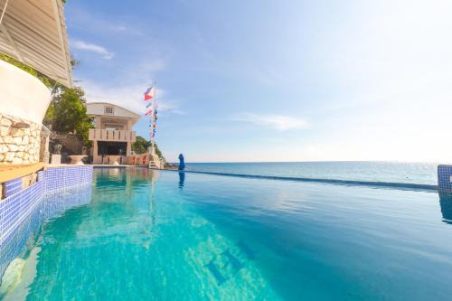 Catmon Hotel | Hunahuna Resort