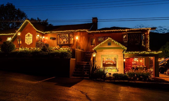 Wilmington Hotel | Hungry Trout Resort
