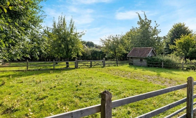 Oostkamp House | Huswell - Authentic vacation home 'De Blauwe Kroon