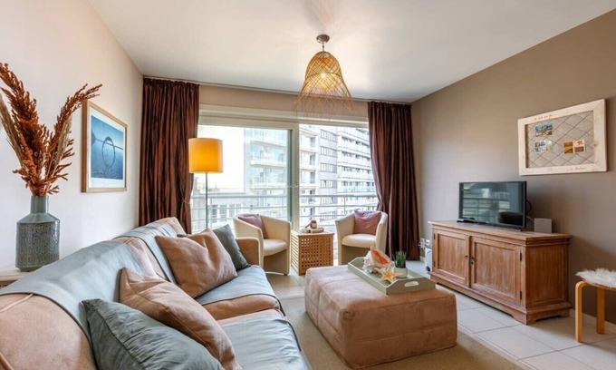 Middelkerke House | Huswell - Lovely apartment with lateral sea view