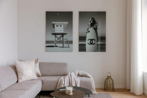 Ostend City Centre Apartment | Huswell - Stunning seafront apartment with modern comforts and dike views