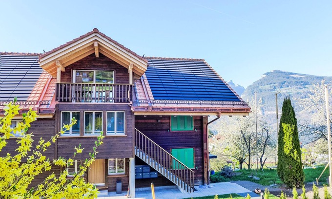 Krattigen Apartment | Huus Chloster, Apt Büel by Interhome