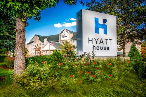 Herndon Hotel | Hyatt House Herndon/Reston