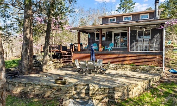 Semora House | Hyco Haven with Hot Tub