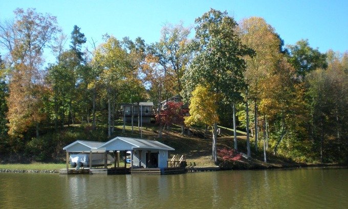 Leasburg House | Hyco Lake Get Away