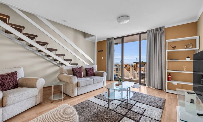 Merimbula Apartment | Hydra 8- breathtaking water views
