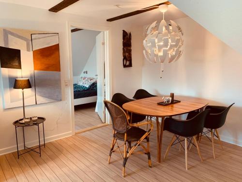 Varde Apartment | Hyggelig 1.sals lejlighed i Varde midtby.