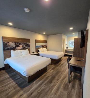 Olde Carlsbad Hotel | Hyland Inn near Legoland