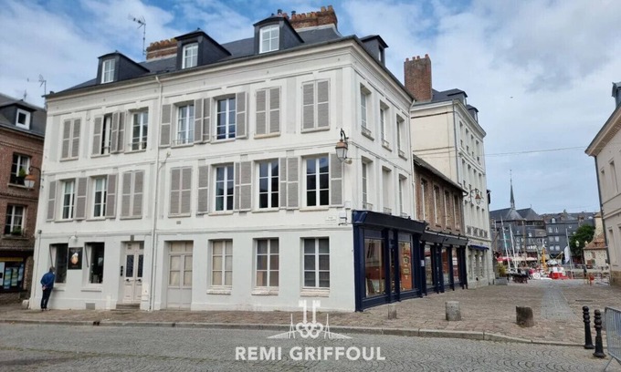 Enclos Apartment | Hypolite 3 | Beautiful Apartment | 80 meters from the Port of Honfleur | 4