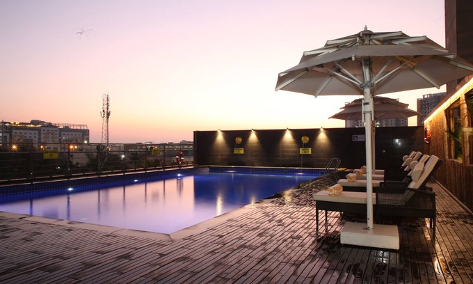 Sholinganallur Hotel | ibis Chennai OMR Hotel