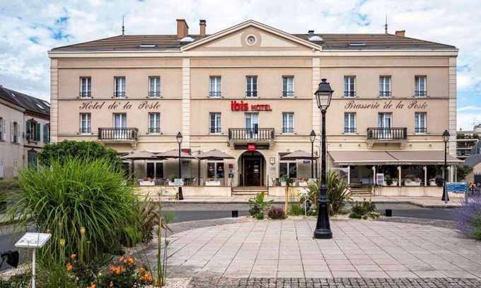 Montargis Hotel | ibis Montargis