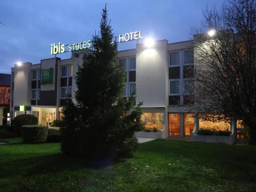 La Chapelle-Saint-Mesmin Hotel | Ibis Orleans La Chapelle Saint Mesmin