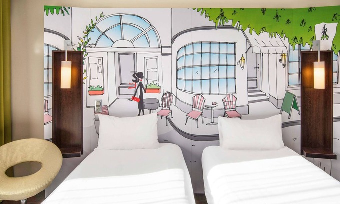 Center Hotel | ibis Styles Evry Courcouronnes Hotel and Events