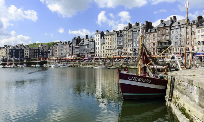 Enclos Hotel | ibis Styles Honfleur Centre Historique