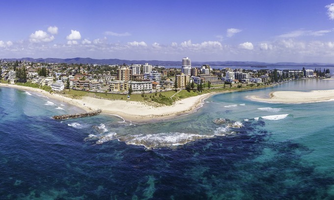 Long Jetty Hotel | ibis Styles The Entrance
