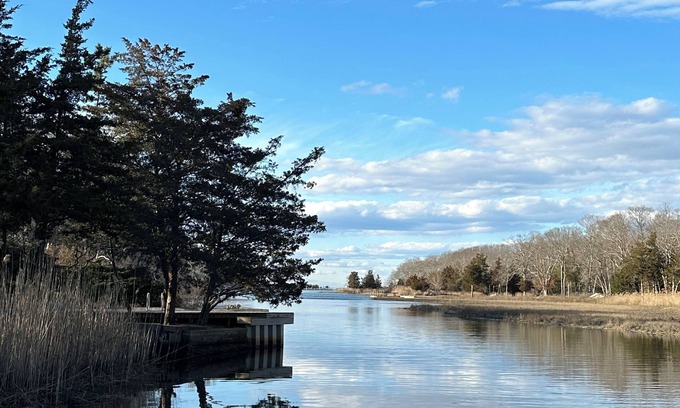 Springs Villa | Iconic Charles Moore Springs home with dock and our home is pet-friendly