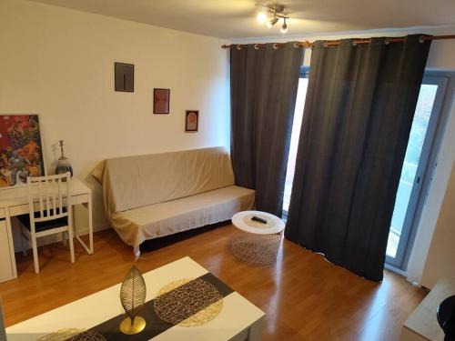 Maladiere Apartment | Idéalement situé pour tous III