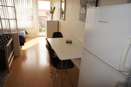 Esbjerg Apartment | (id038) Gormsgade 96 3 sal dør 13