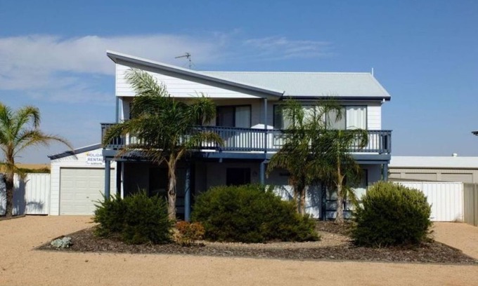 North Beach House | IDEAL FOR FAMILY GATHERINGS! - The Harbour View