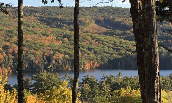 Holderness House | Ideal Squam Lake getaway for couples