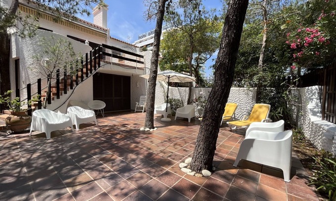 Vila Real Santo Antonio Villa | Ideal villa for a family vacation or a group of friends 5 minutes from the beach!